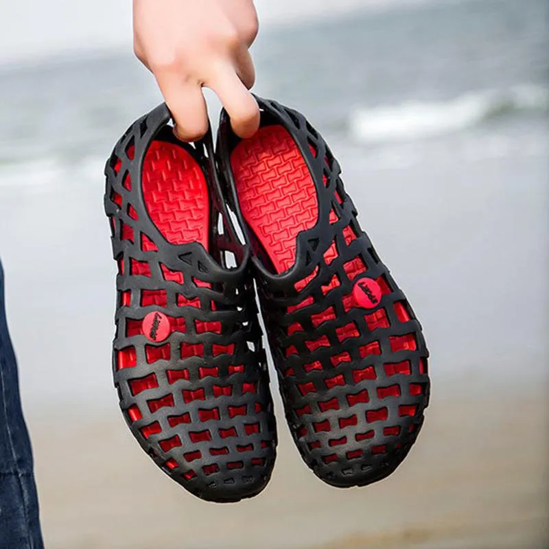 Breathable Hollow Out Pure Color Flat Casual Water Sandals For Beach