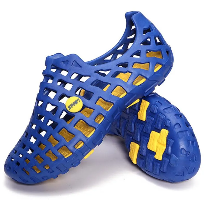Breathable Hollow Out Pure Color Flat Casual Water Sandals For Beach