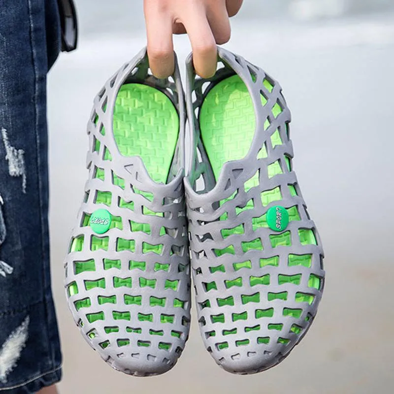 Breathable Hollow Out Pure Color Flat Casual Water Sandals For Beach