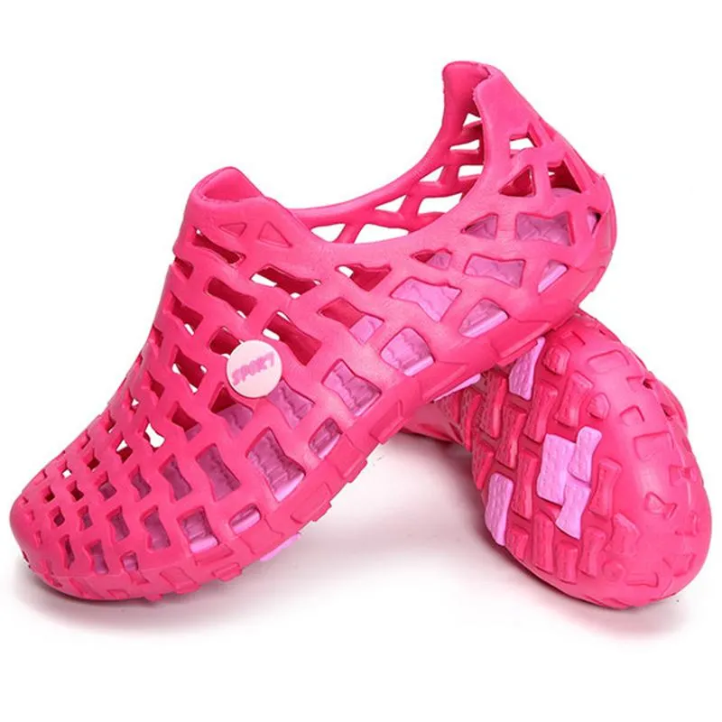 Breathable Hollow Out Pure Color Flat Casual Water Sandals For Beach