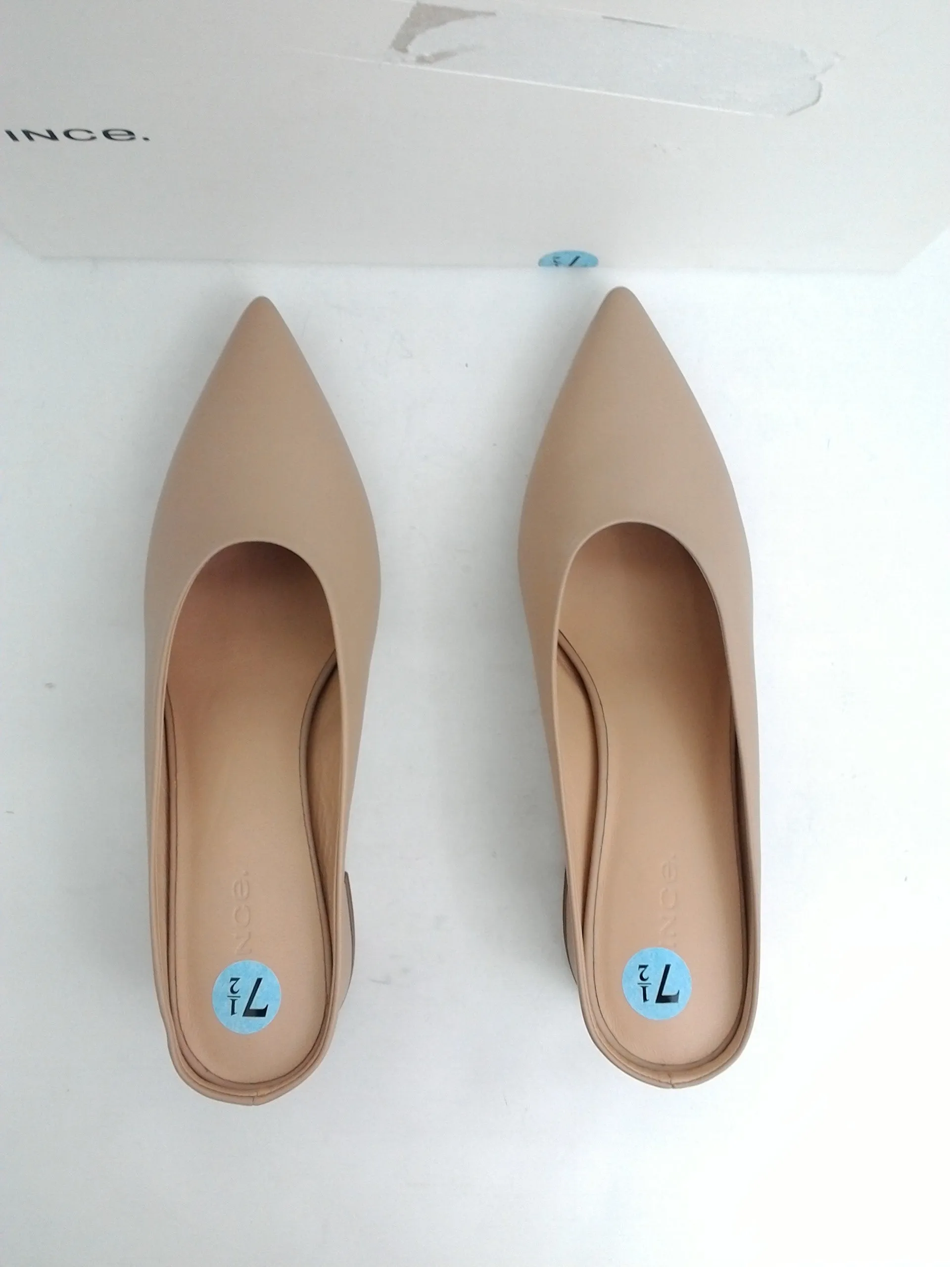 Vince Women's Ralston Nude Leather Size 7.5 M